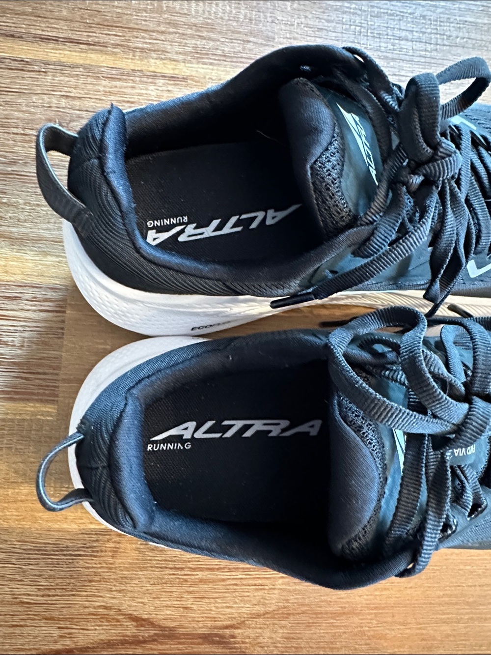 Women’s Altra Black Running Sneakers with White Sole - Picture 2 of 6